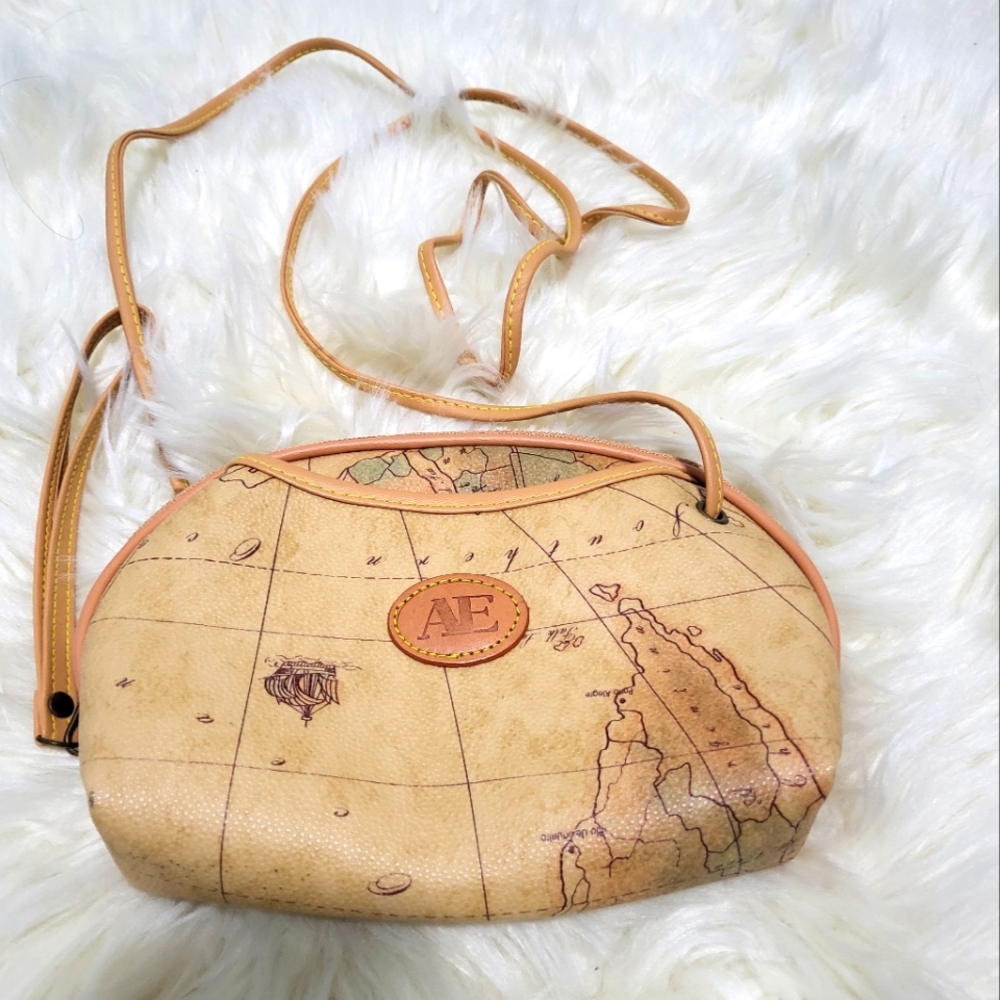 Vintage Style World Map Crossbody Bag